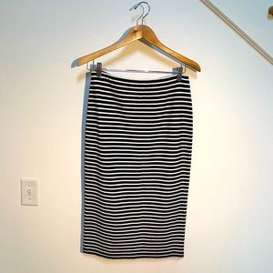 Pencil Skirt Black and White Size Large
